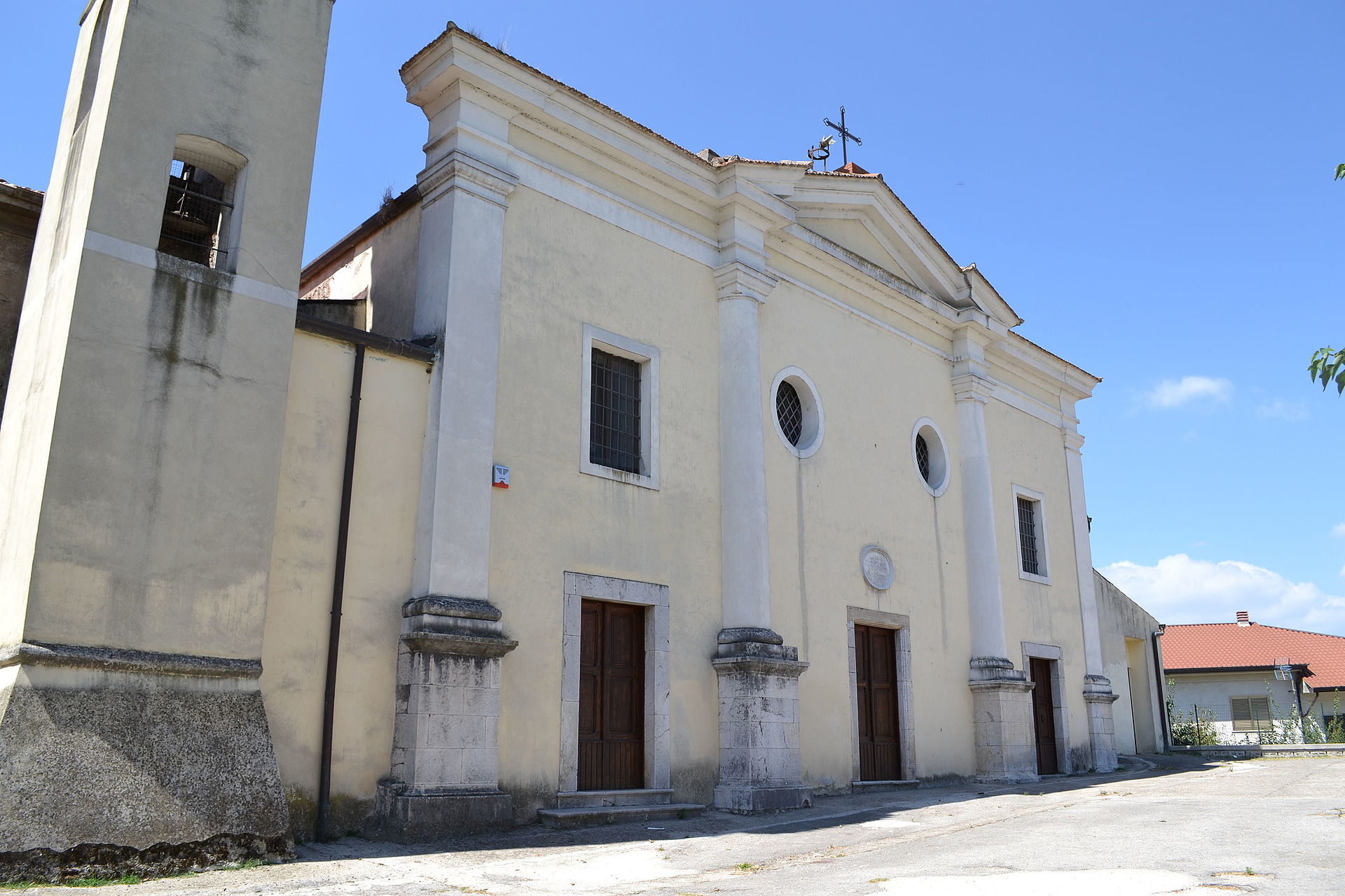 Baia e Latina